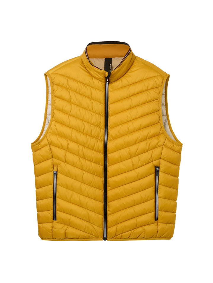 LIGHTWEIGHT VEST