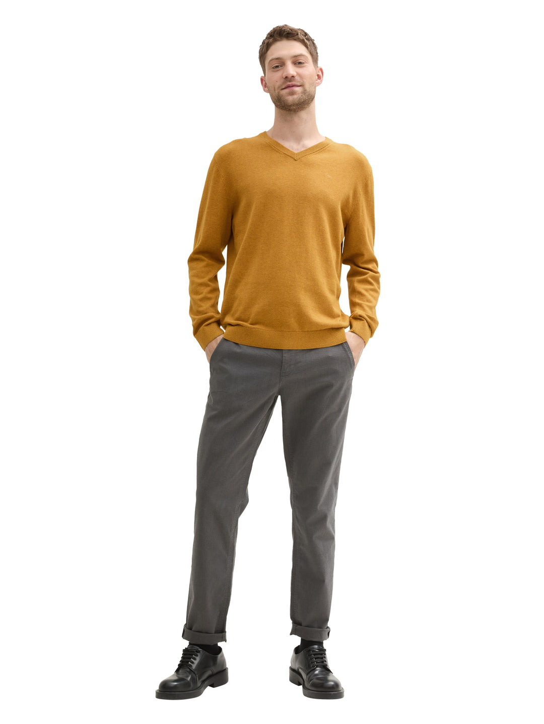 BASIC V-NECK KNIT