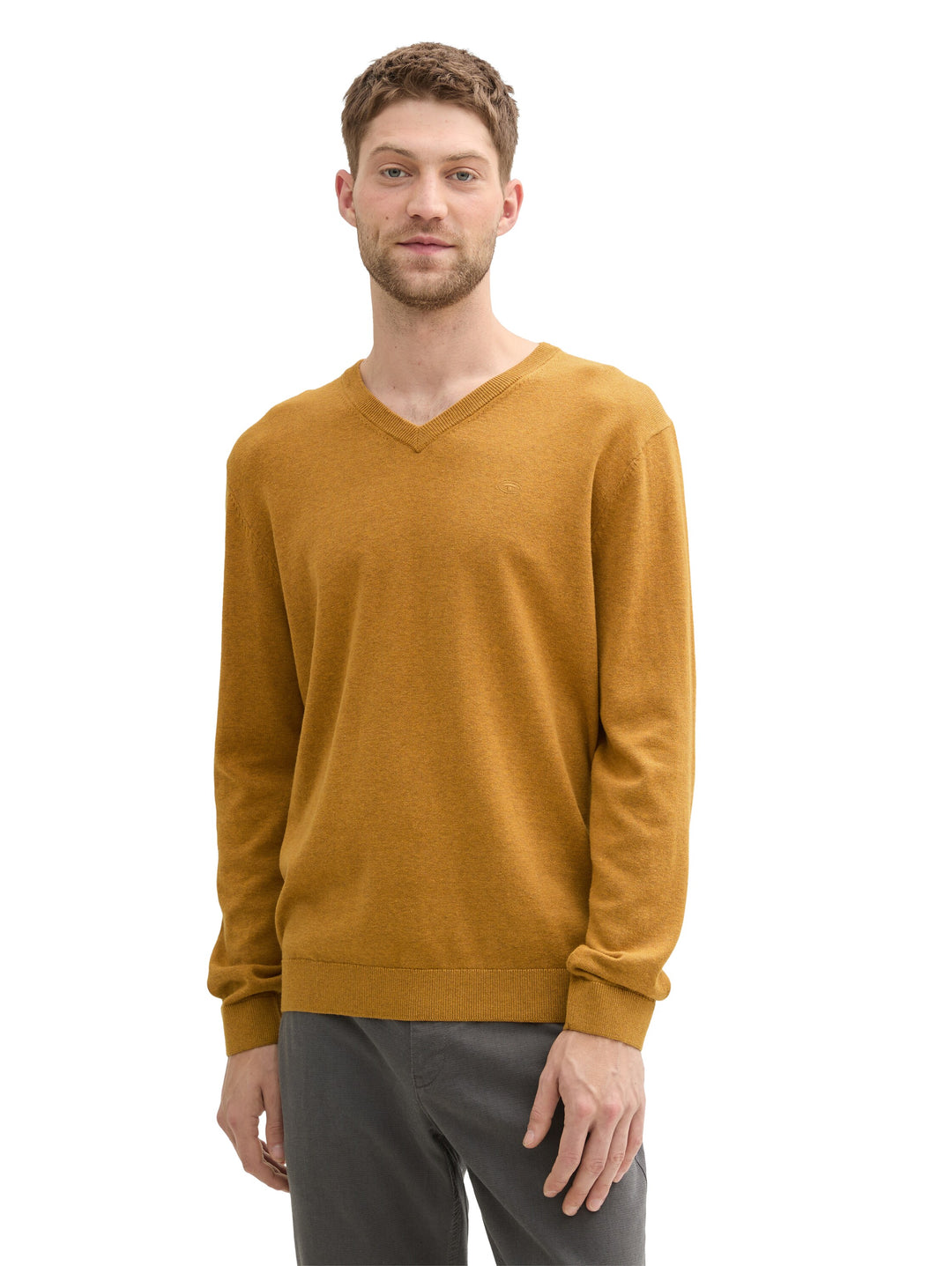 BASIC V-NECK KNIT