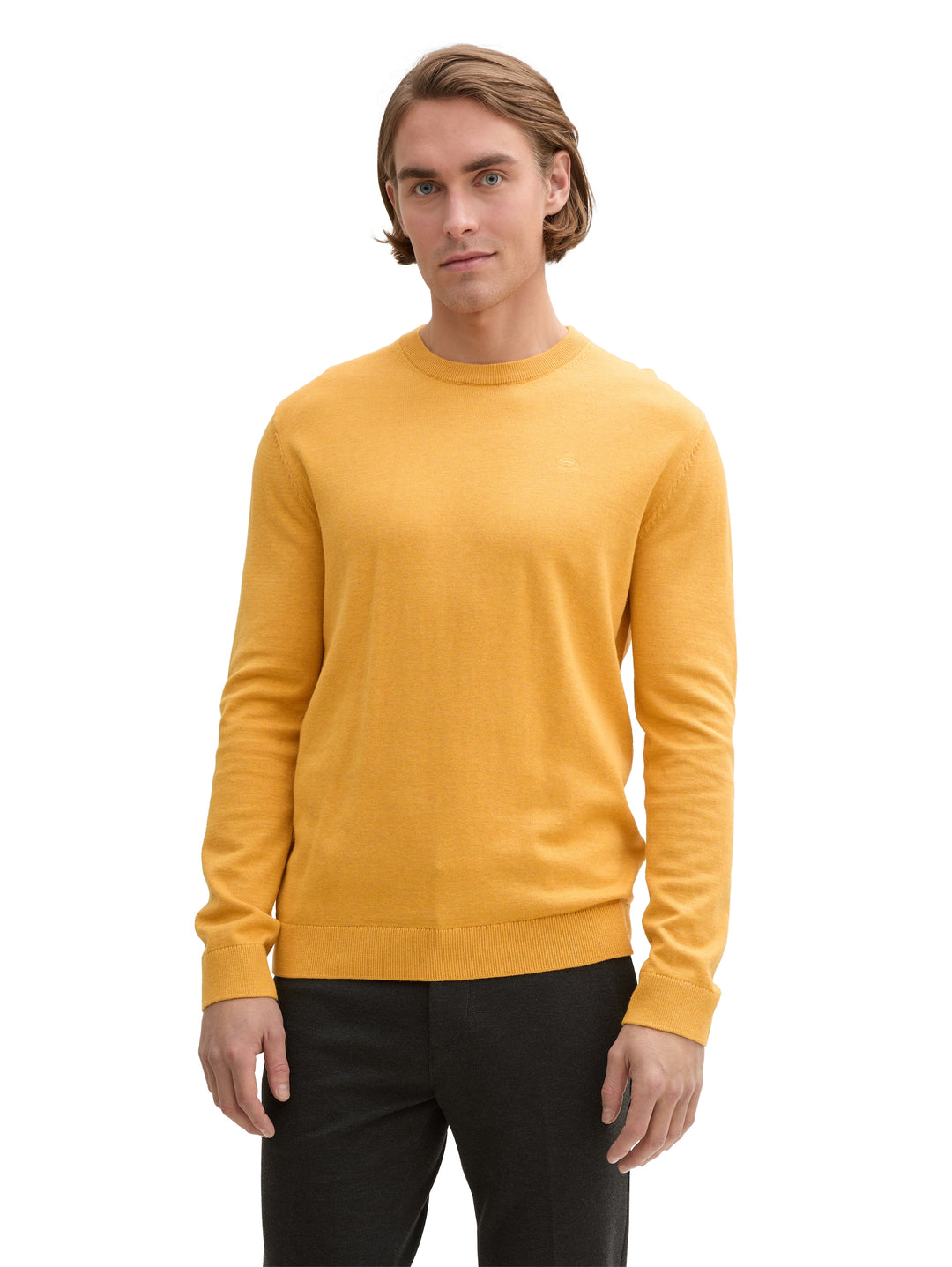 BASIC CREWNECK KNIT