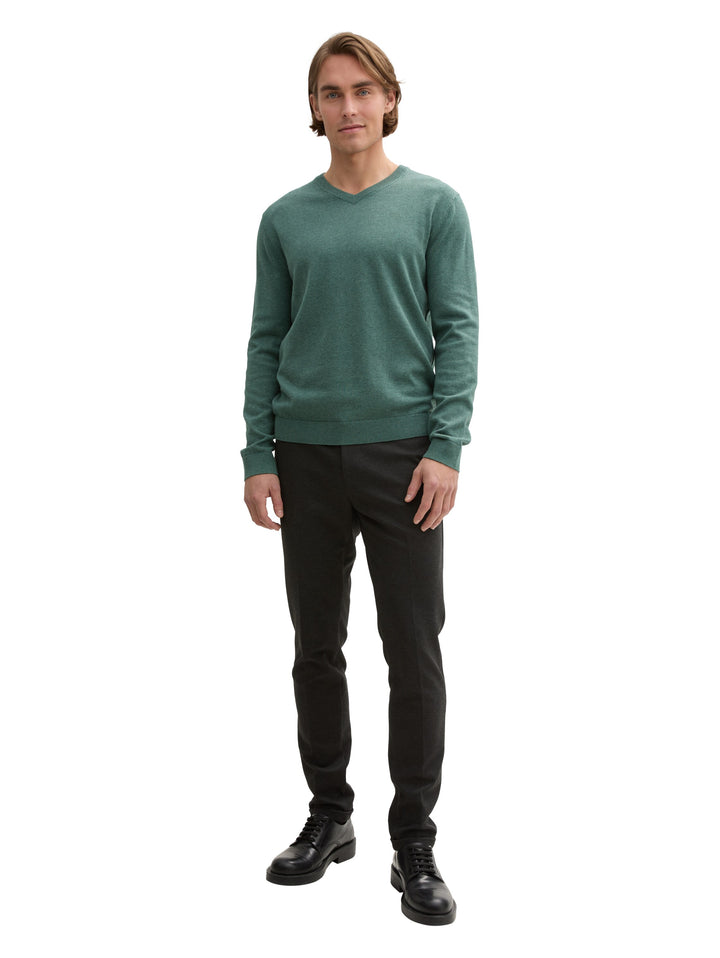 BASIC V-NECK KNIT