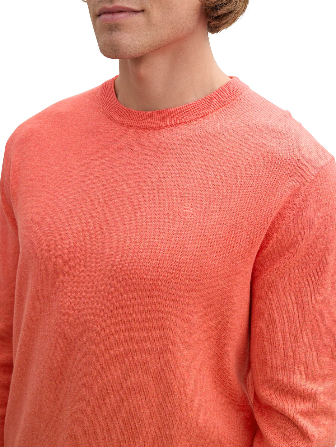 BASIC CREWNECK KNIT