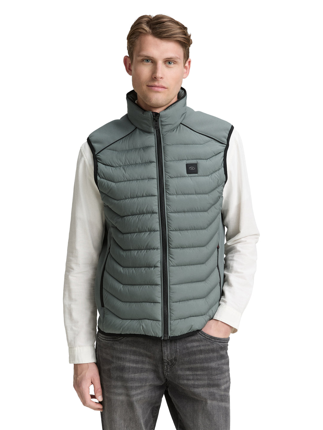 HYBRID VEST