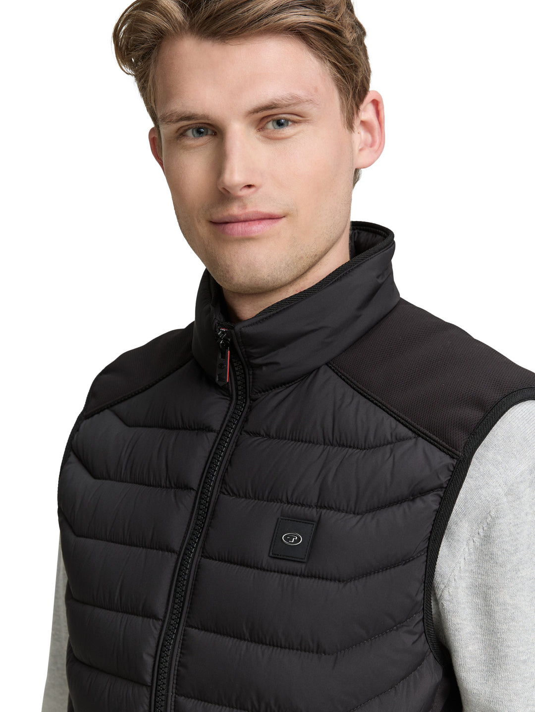 HYBRID VEST