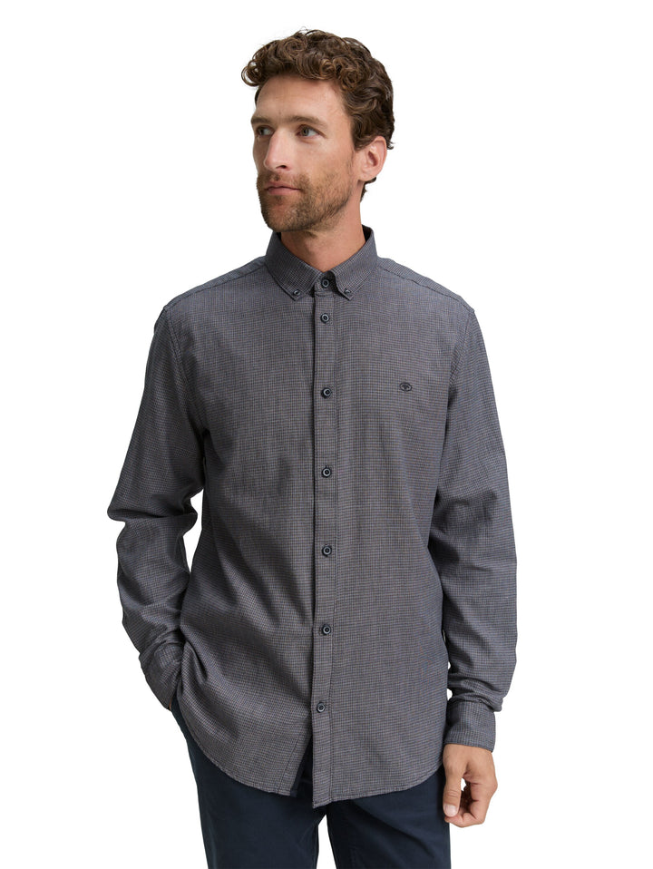 STRUCTURED SHIRT