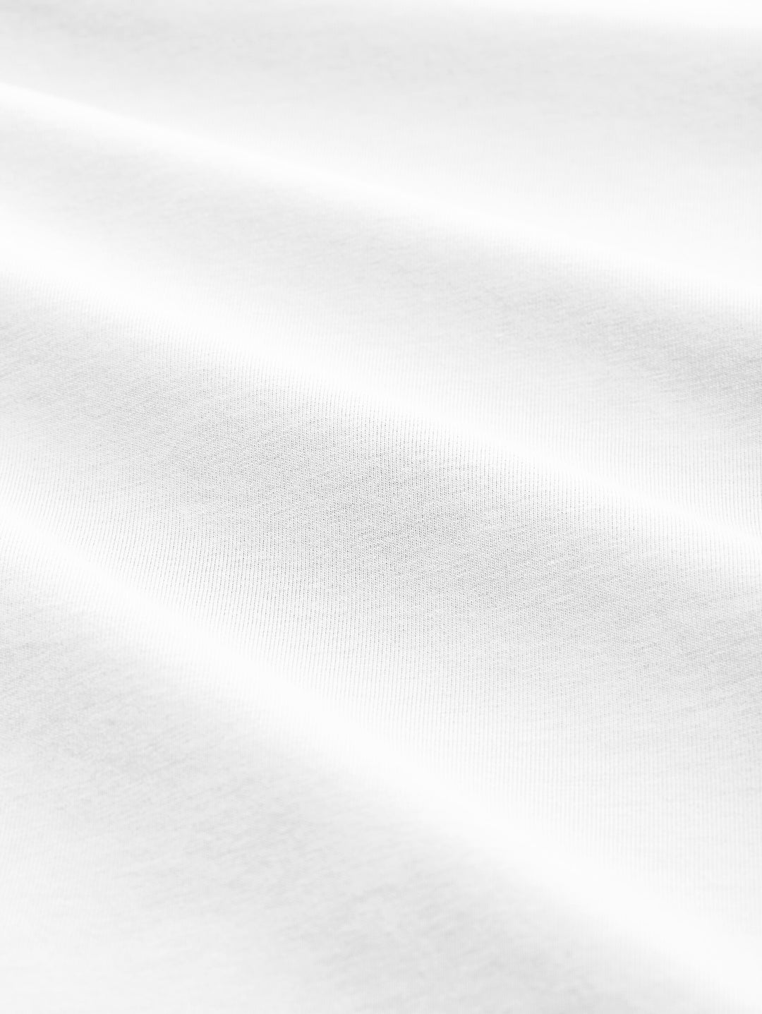 FITTED BASIC T-SHIRT