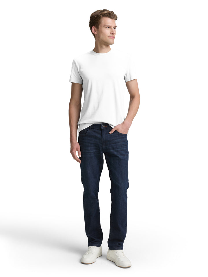 FITTED BASIC T-SHIRT