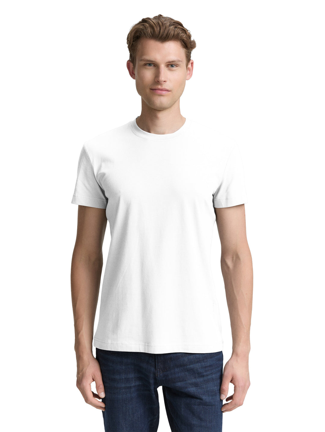 FITTED BASIC T-SHIRT