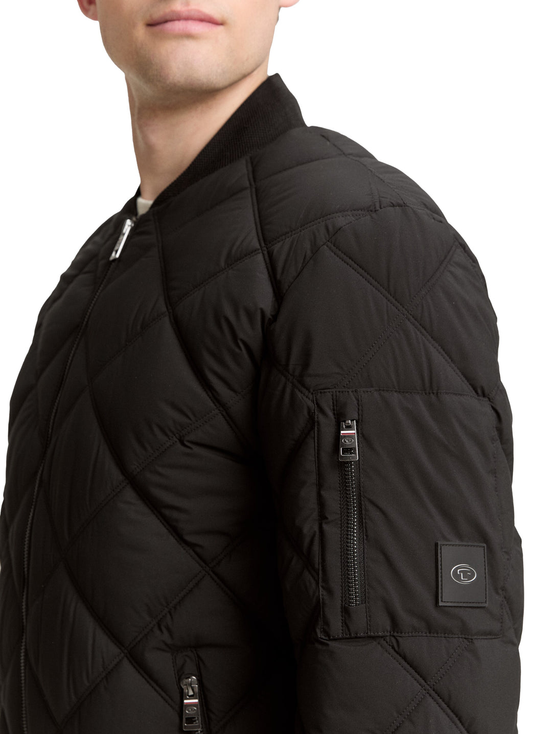 QUILTED BOMBER