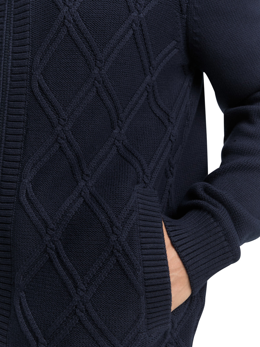 CABLE KNIT ZIP JACKET