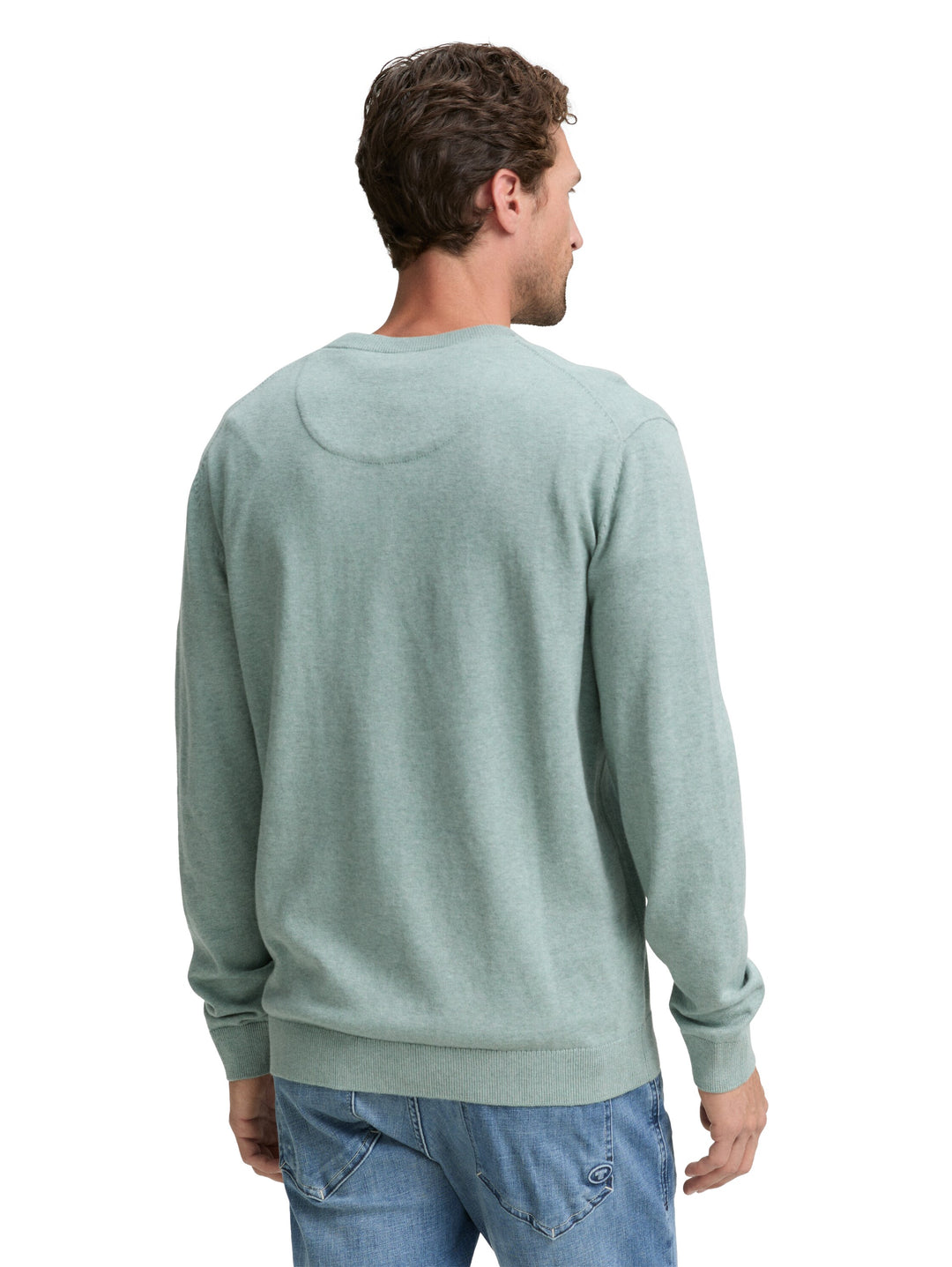BASIC CREWNECK KNIT