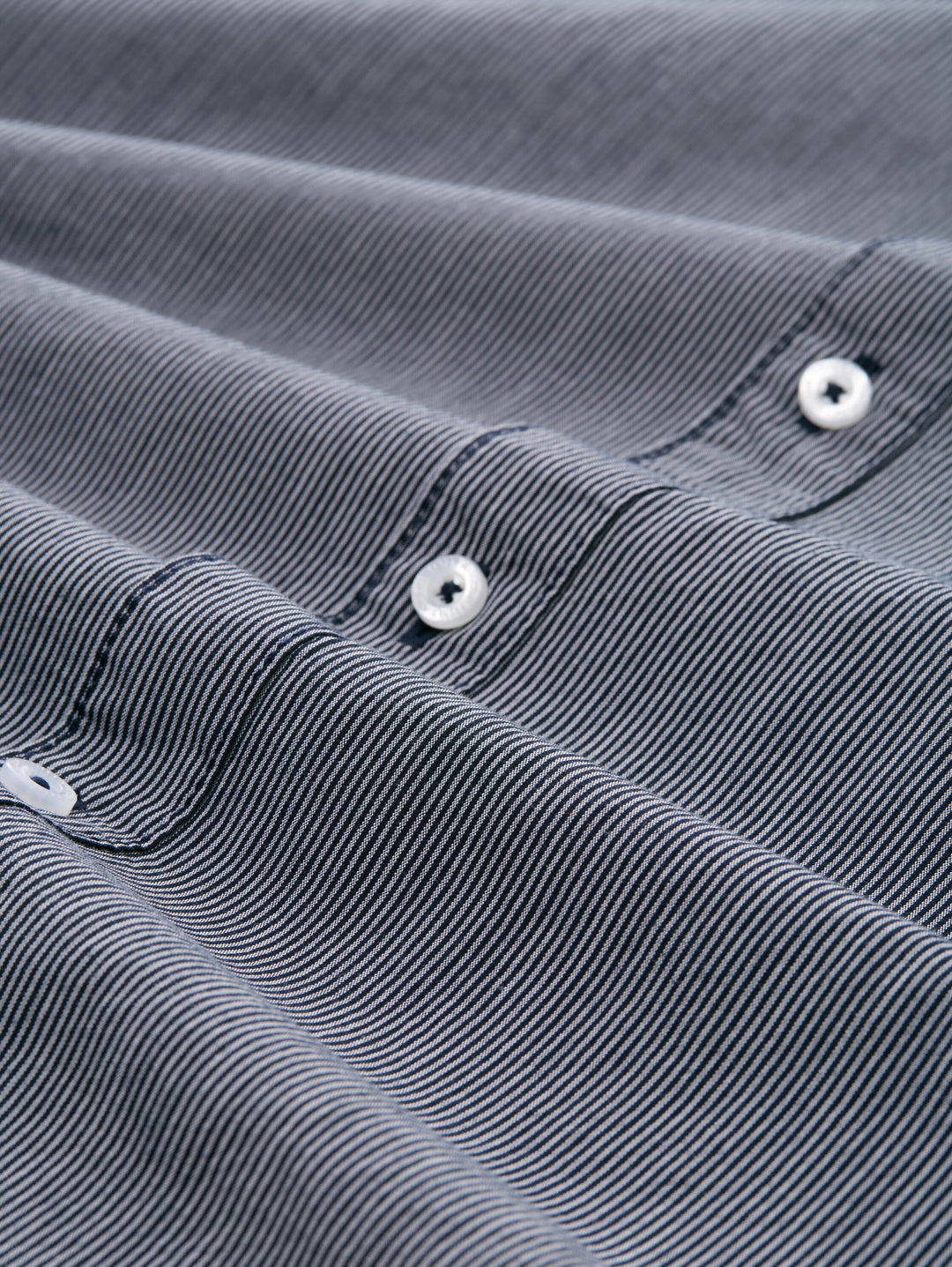 FITTED STRIPED SHIRT