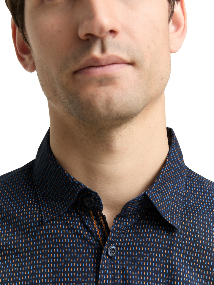 FITTED PRINTED SHIRT