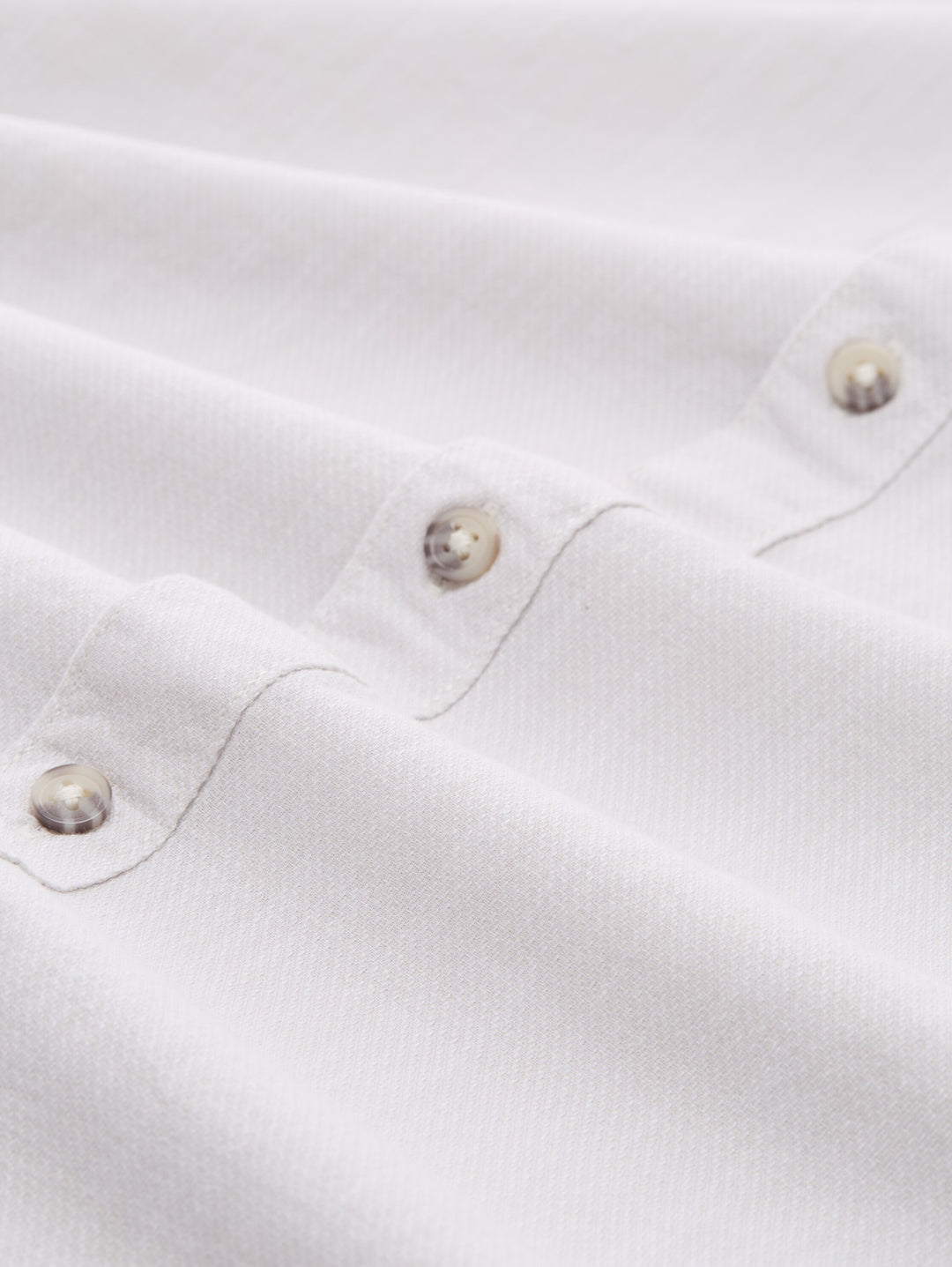 STRUCTURED SHIRT