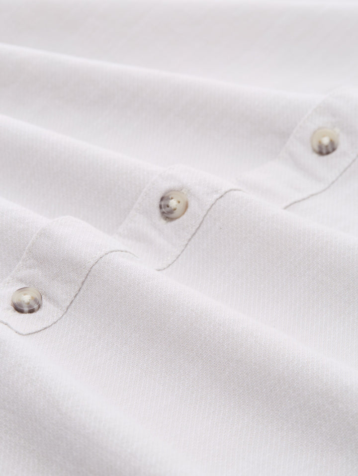 STRUCTURED SHIRT