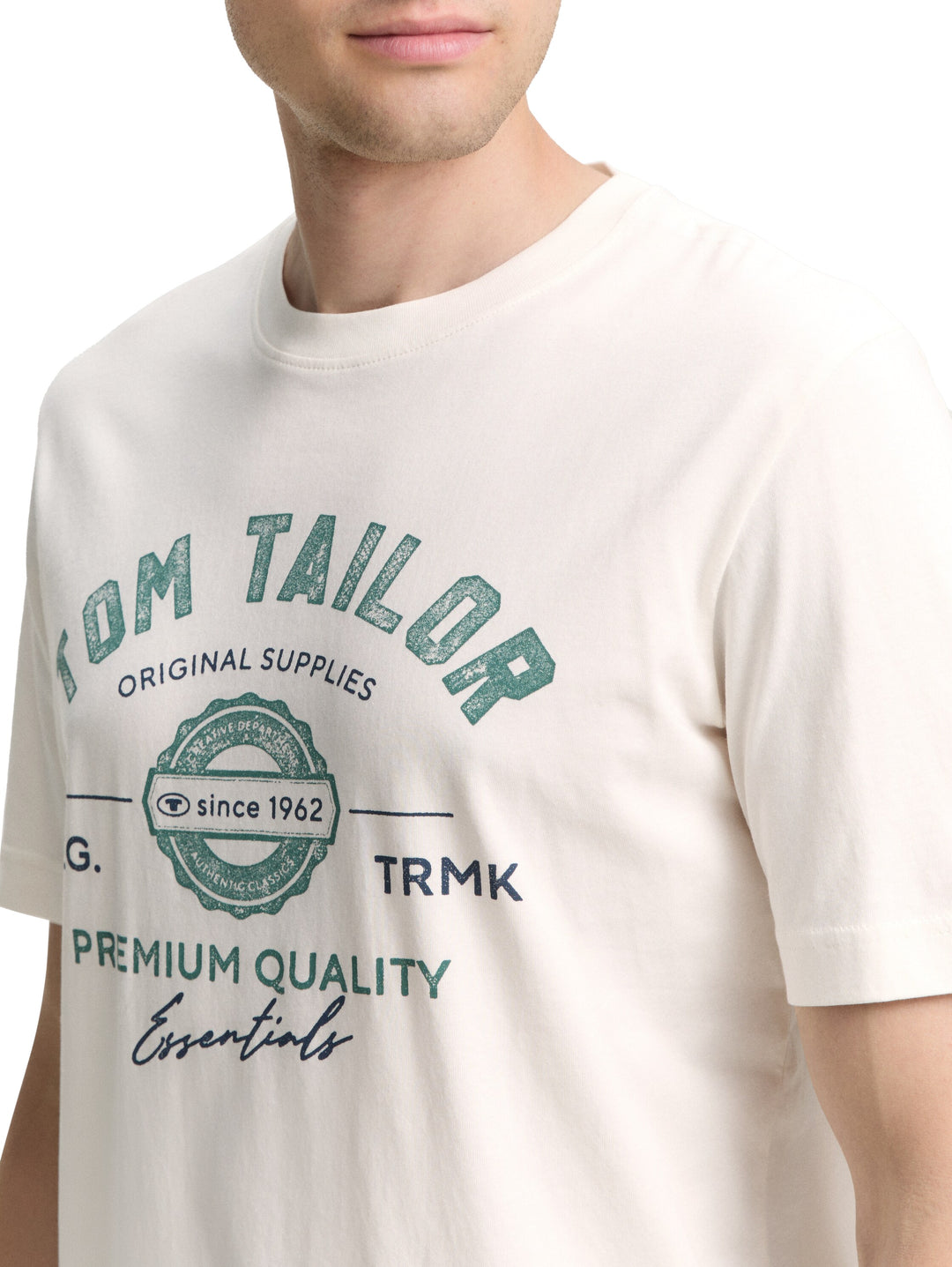 LOGO TEE