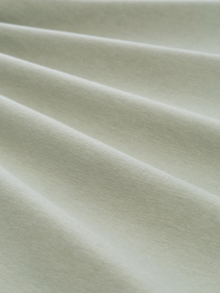 FITTED BASIC T-SHIRT