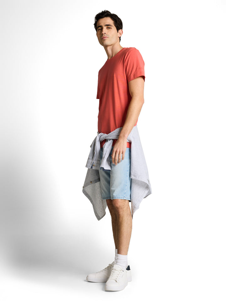 FITTED BASIC T-SHIRT