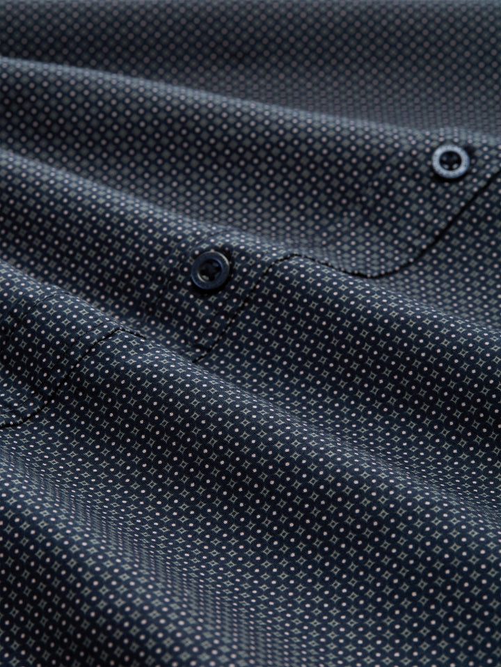 FITTED PRINTED SHIRT