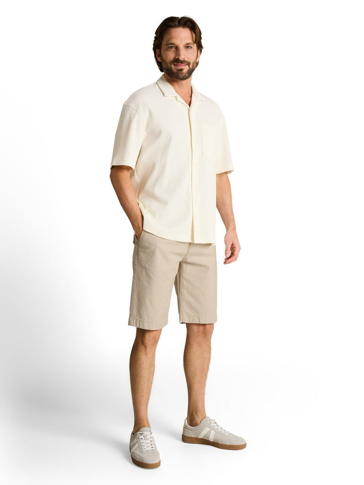 REGULAR STRUCTURED CHINO SHORTS