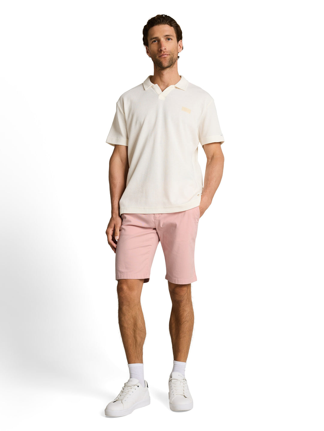 SLIM CHINO SHORTS