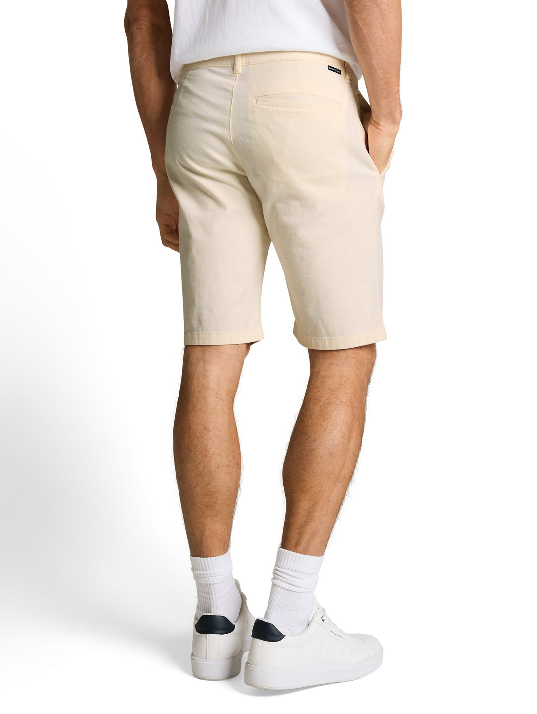 SLIM CHINO SHORTS