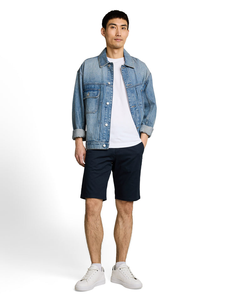 REGULAR LIGHT WEIGHT CHINO SHORT