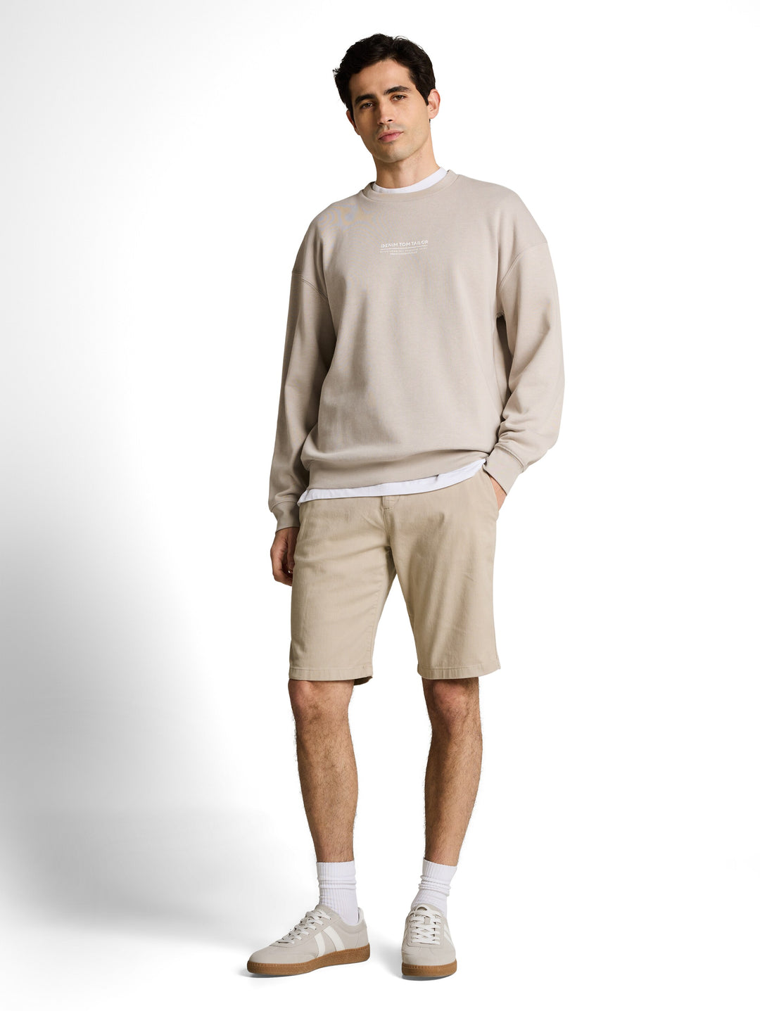 SLIM CHINO SHORTS