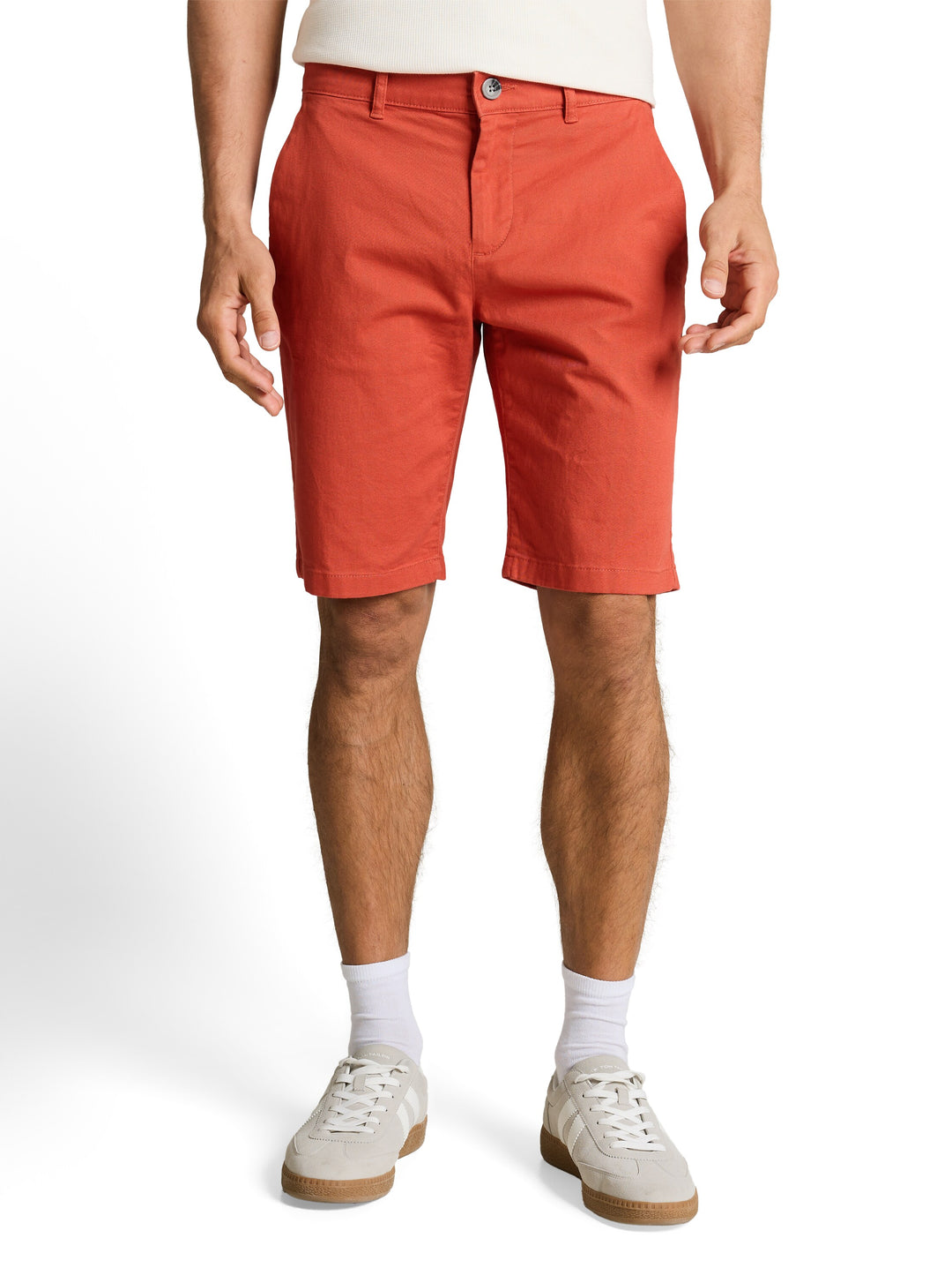 SLIM CHINO SHORTS