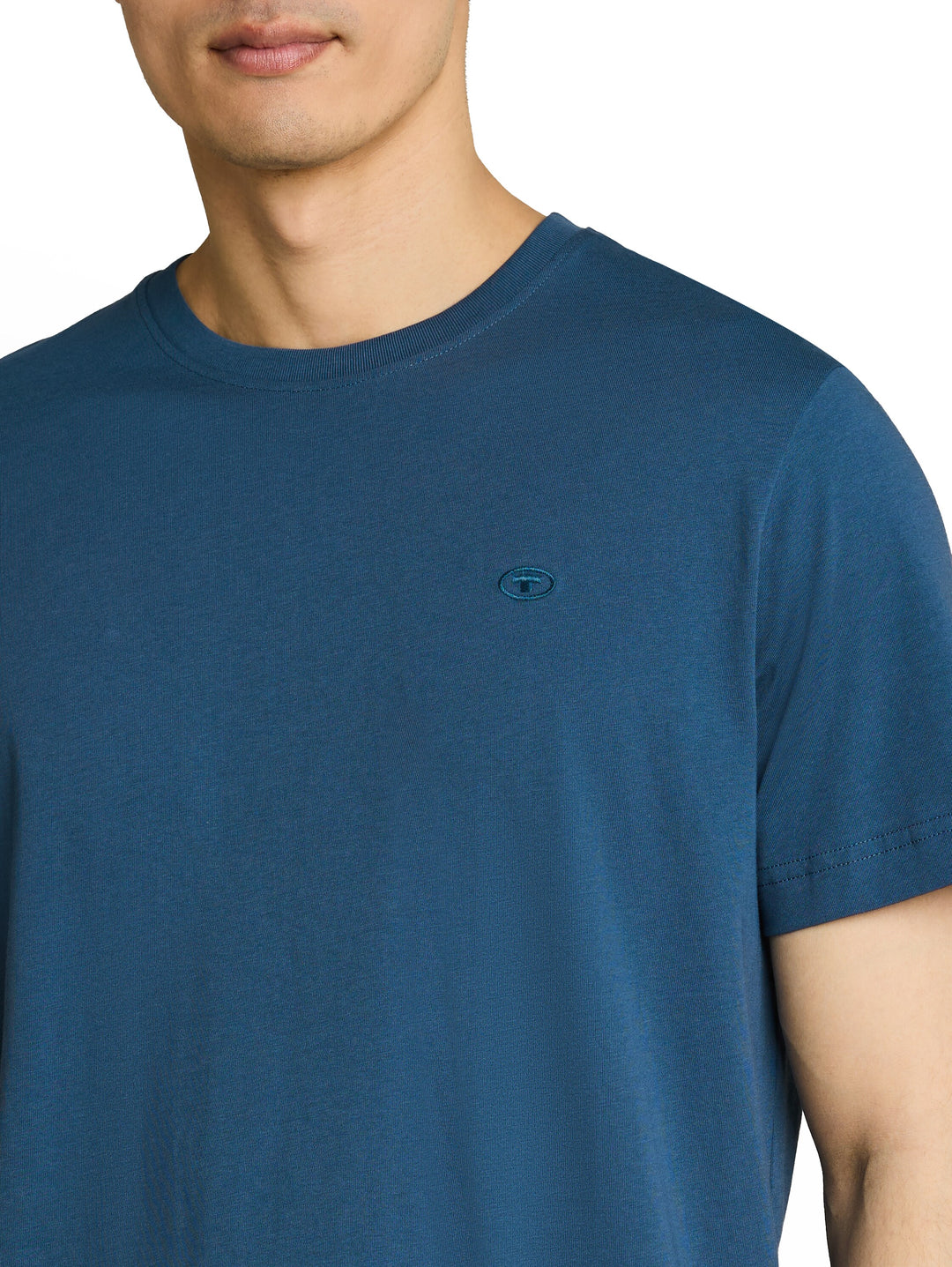 T-SHIRT WITH EMBRO
