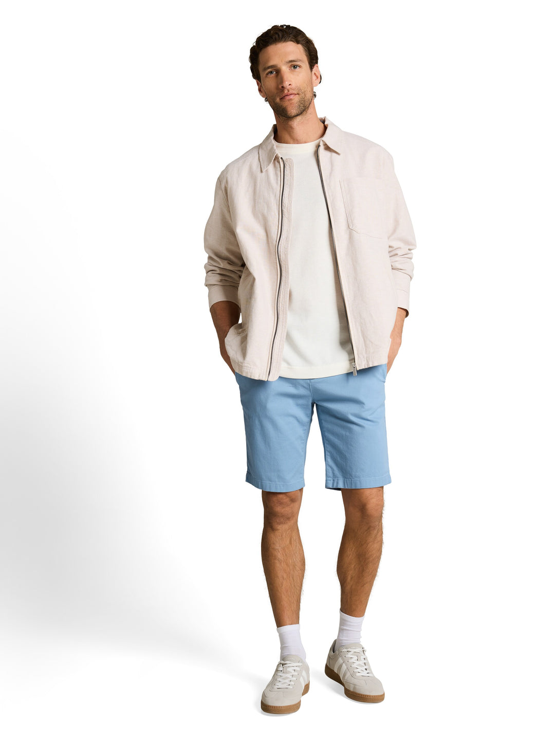 SLIM CHINO SHORTS