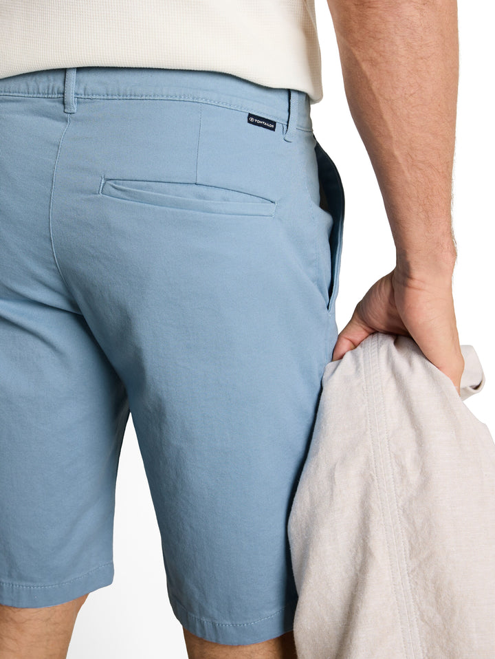 SLIM CHINO SHORTS