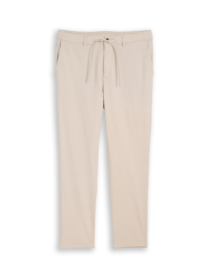 REGULAR TAPERED CHINO