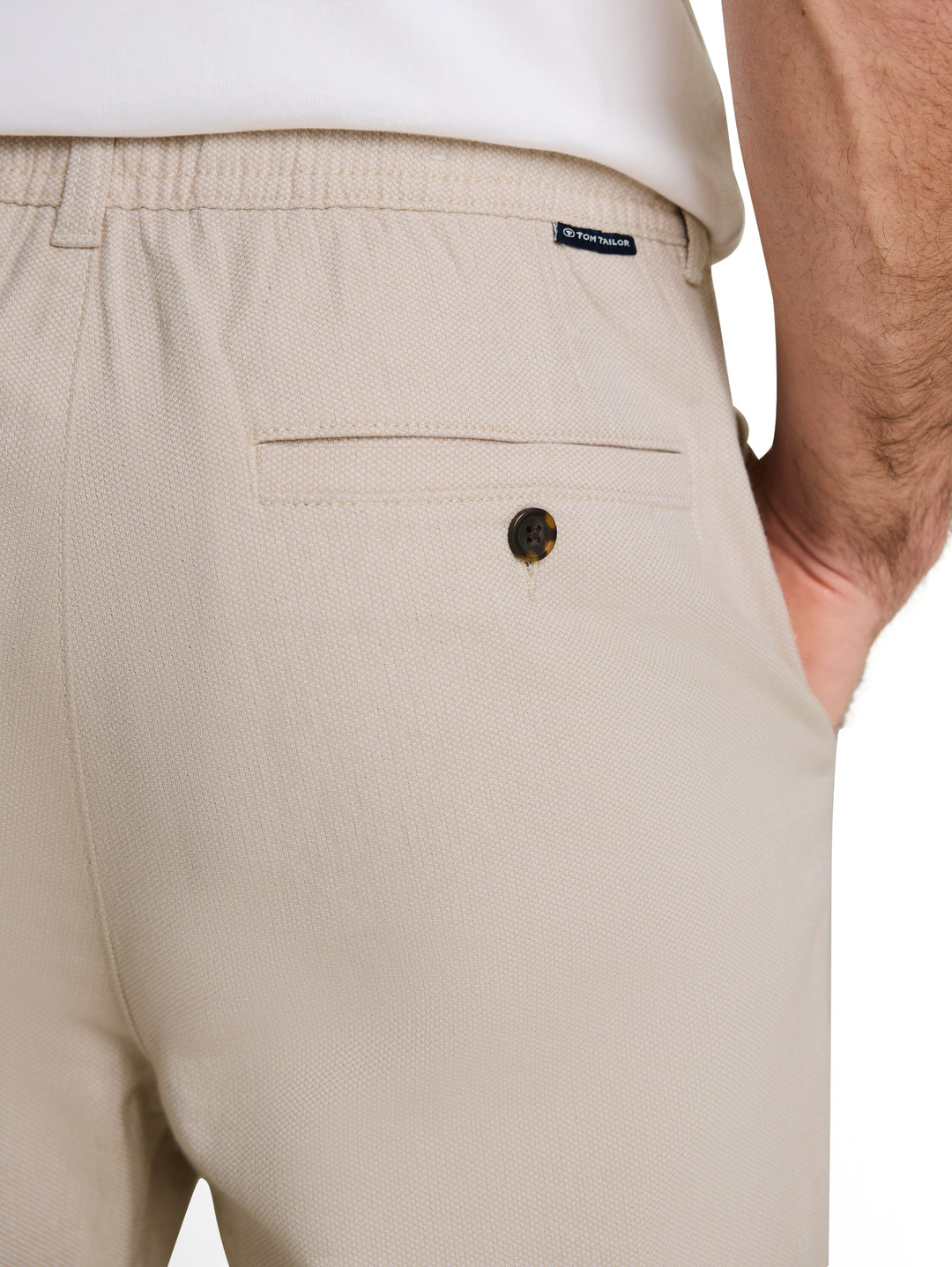 REGULAR TAPERED CHINO