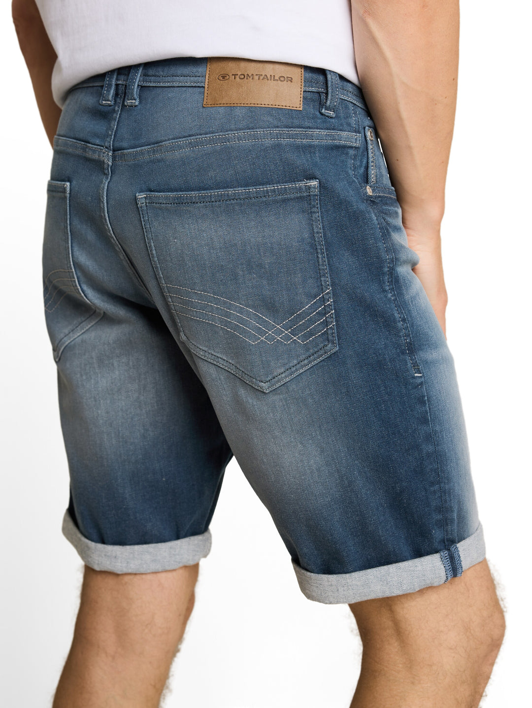 TTMARVIN STRAIGHT SHORTS