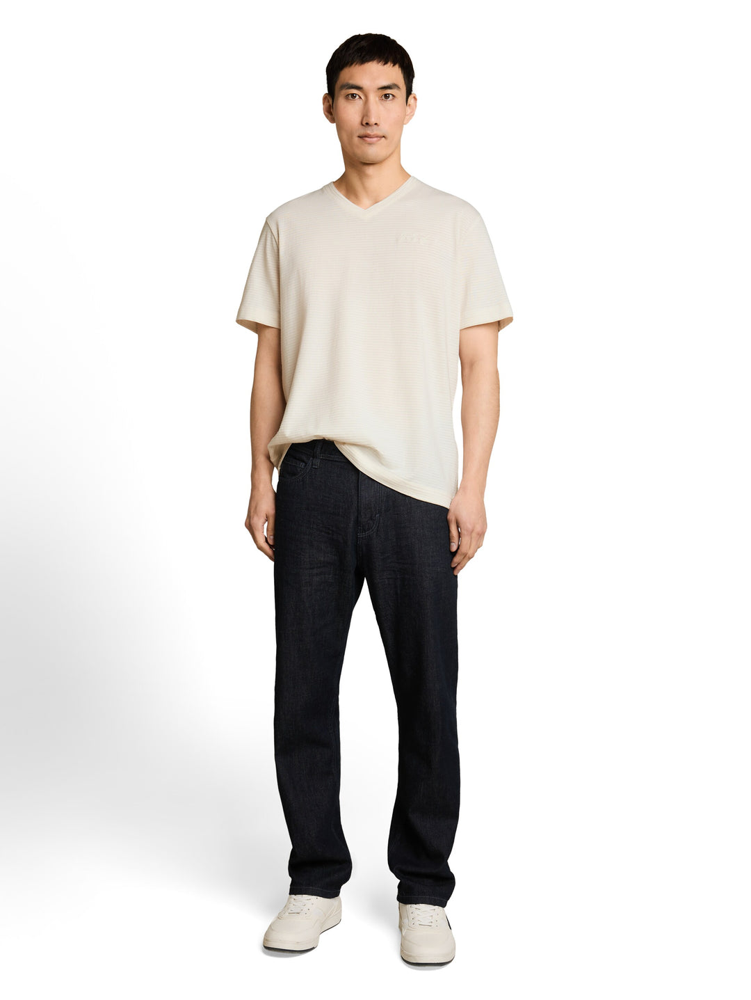 PRINTED V-NECK T-SHIRT