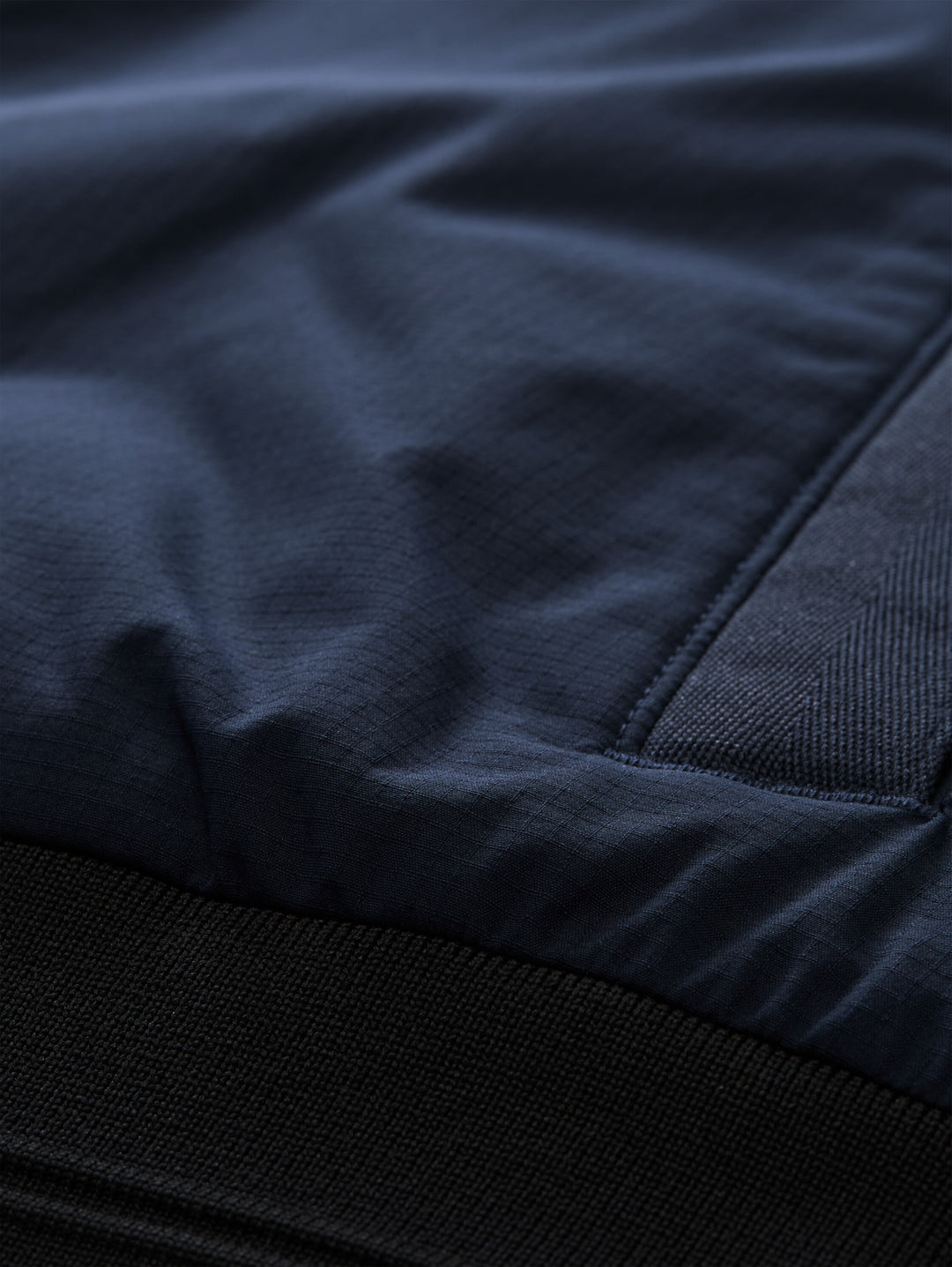 TRANSSEASONAL BLOUSON