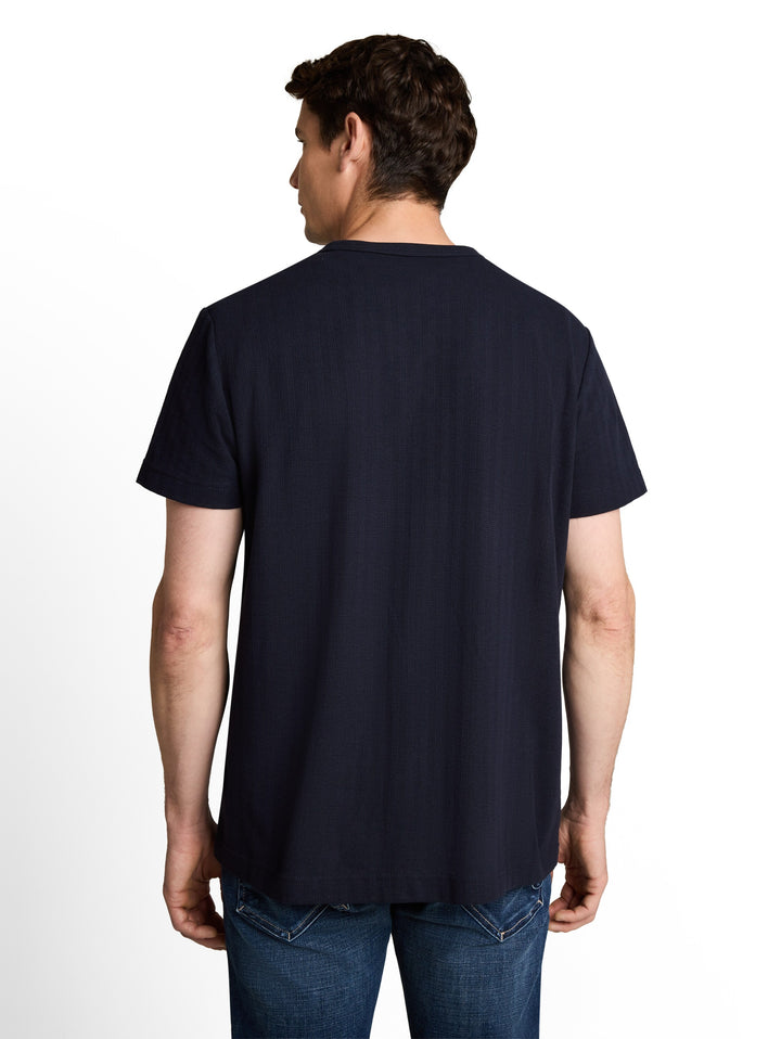 STRUCTURED T-SHIRT