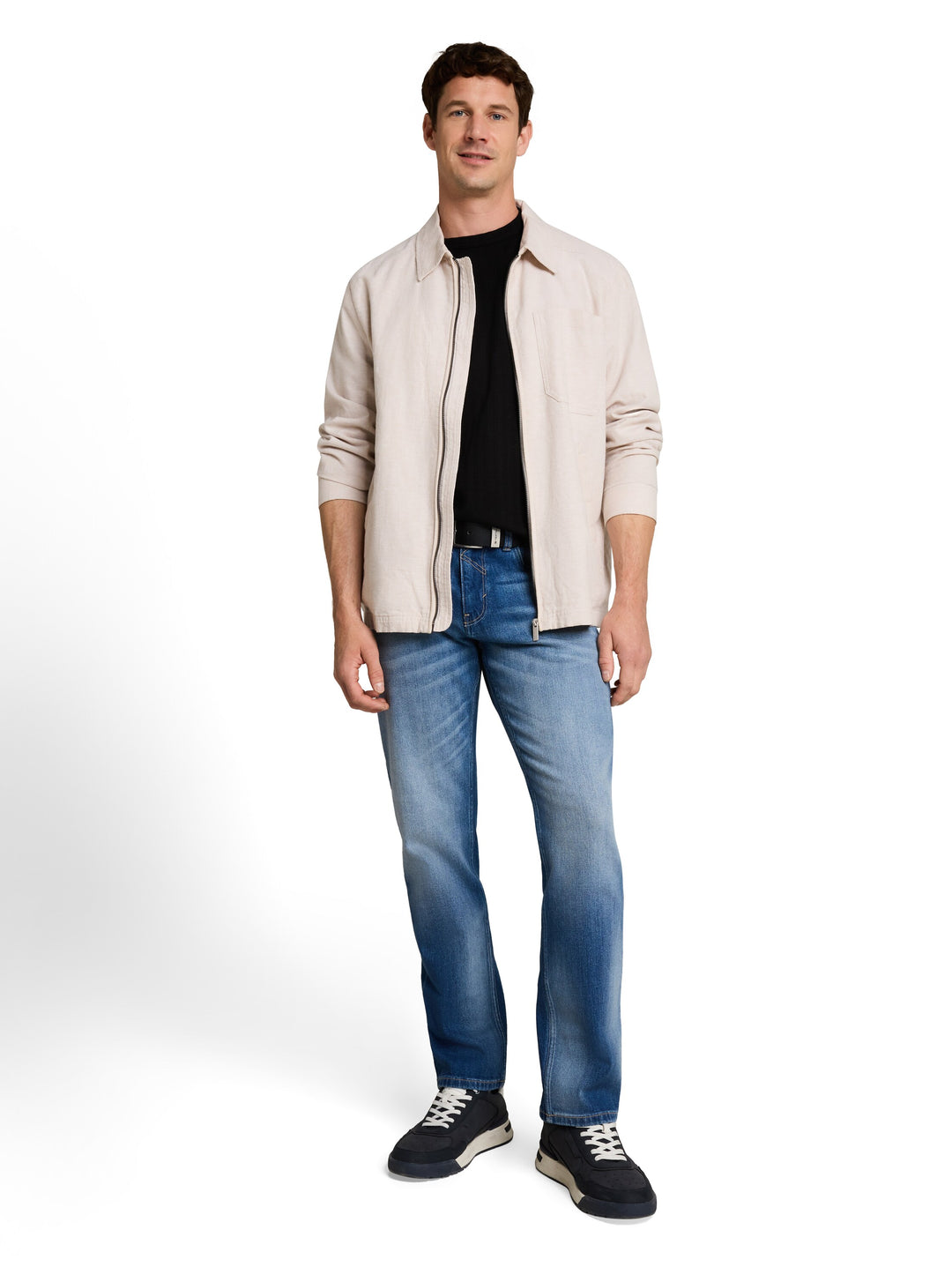 STRUCTURED T-SHIRT