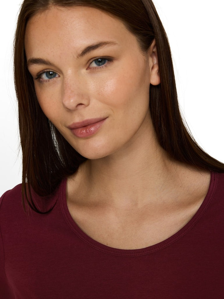 T-SHIRT BASIC CREW NECK
