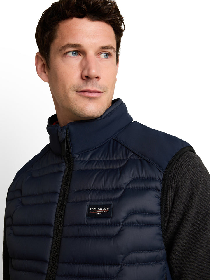 HYBRID VEST