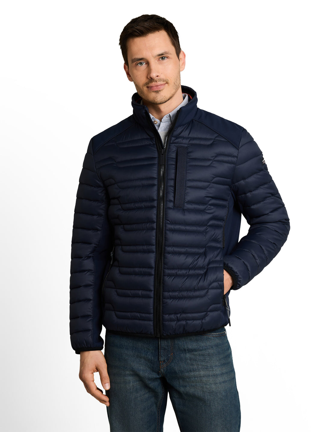 HYBRID JACKET