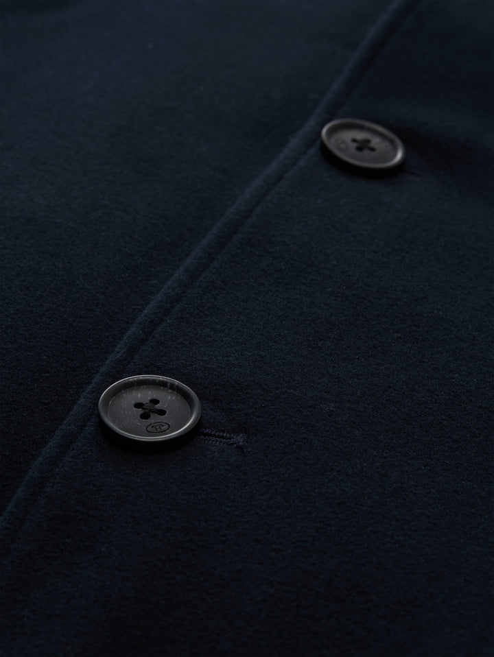 WOOL COAT WITH STAND-UP INSERT