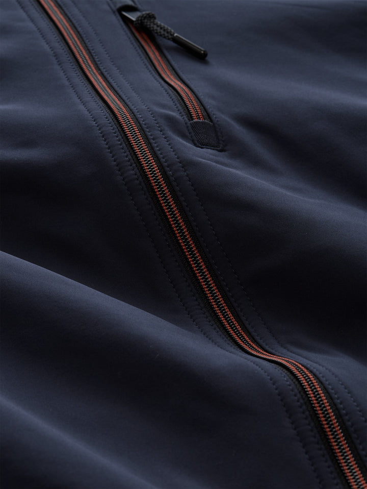 STAND-UP SOFTSHELL JACKET