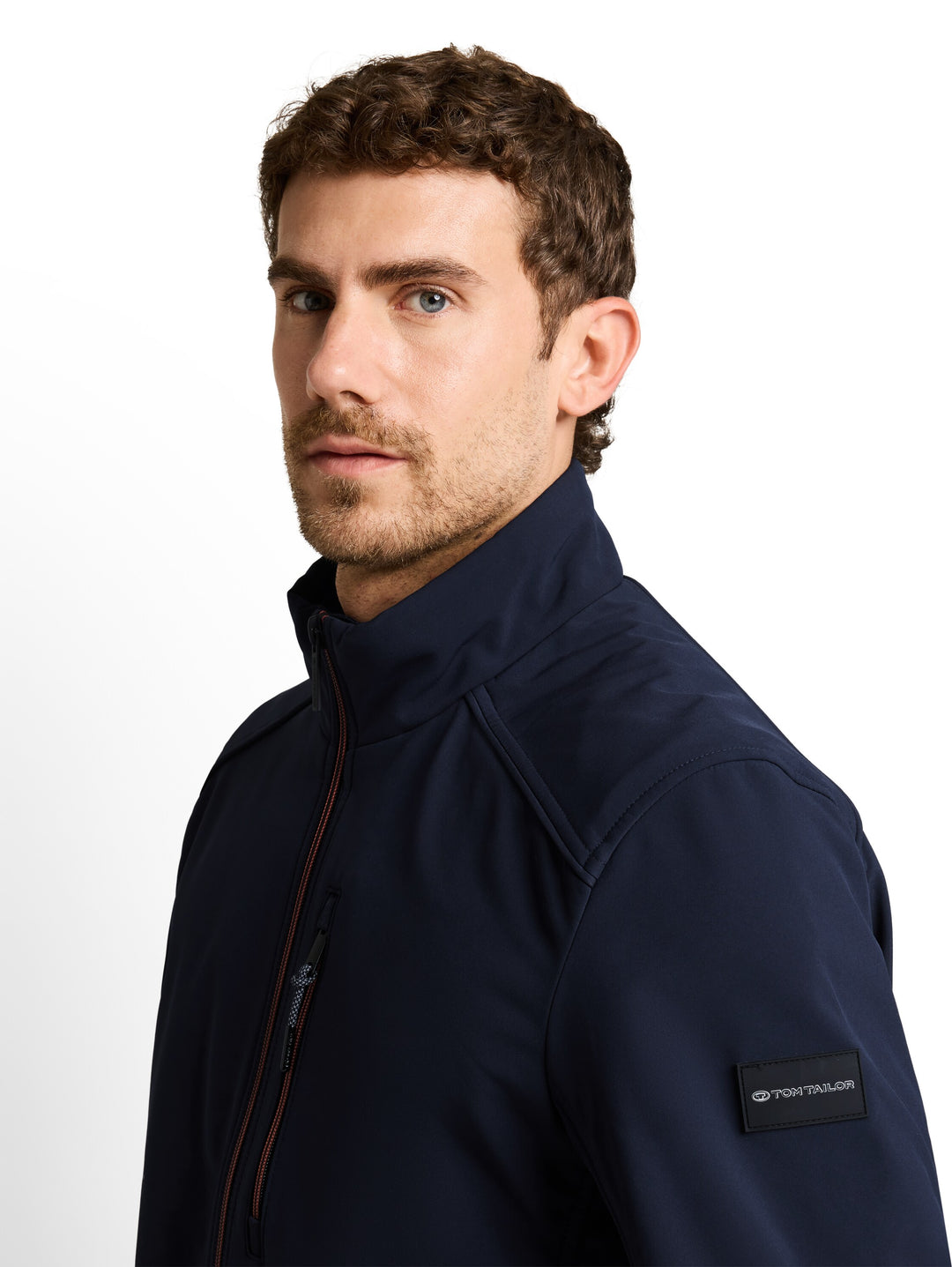 STAND-UP SOFTSHELL JACKET