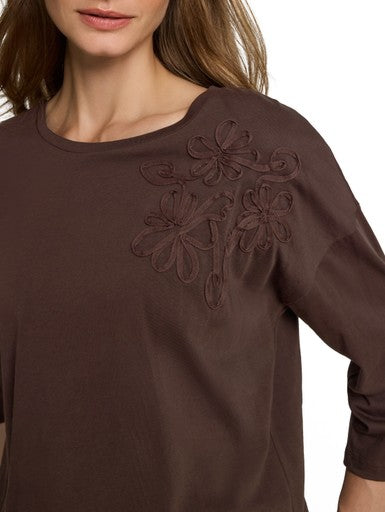 T-SHIRT STRIPE WITH FLOWER PATCHES