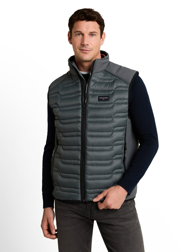 HYBRID VEST