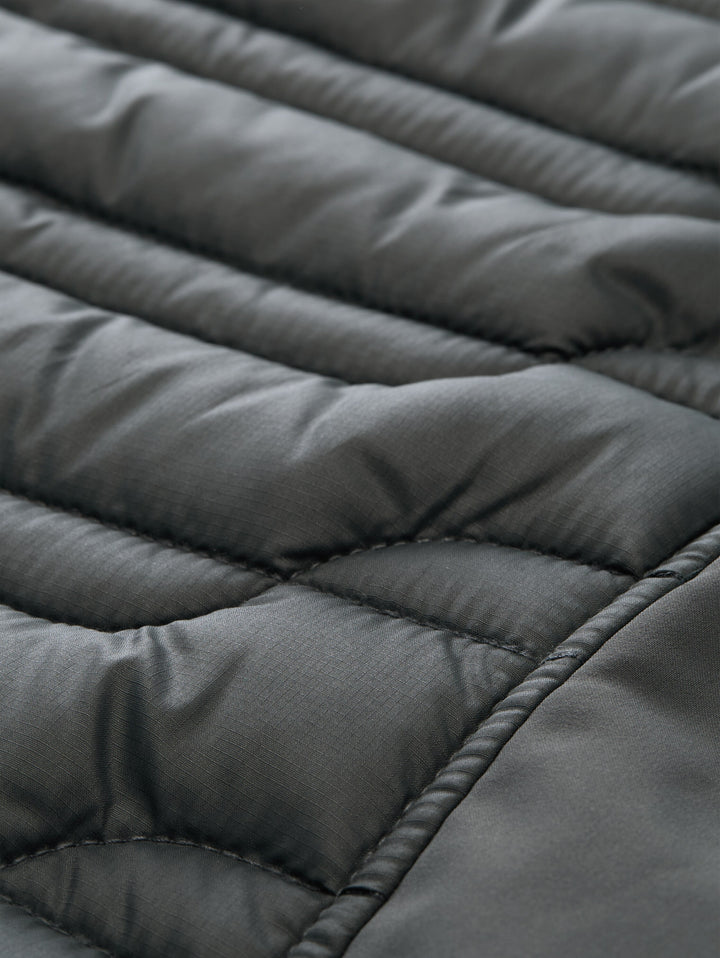 HYBRID JACKET