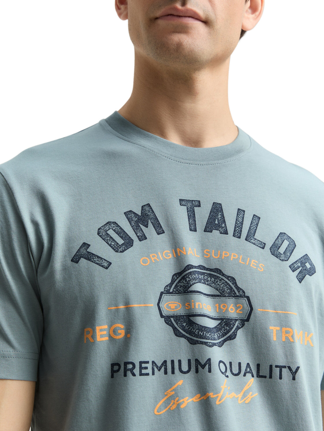 LOGO TEE