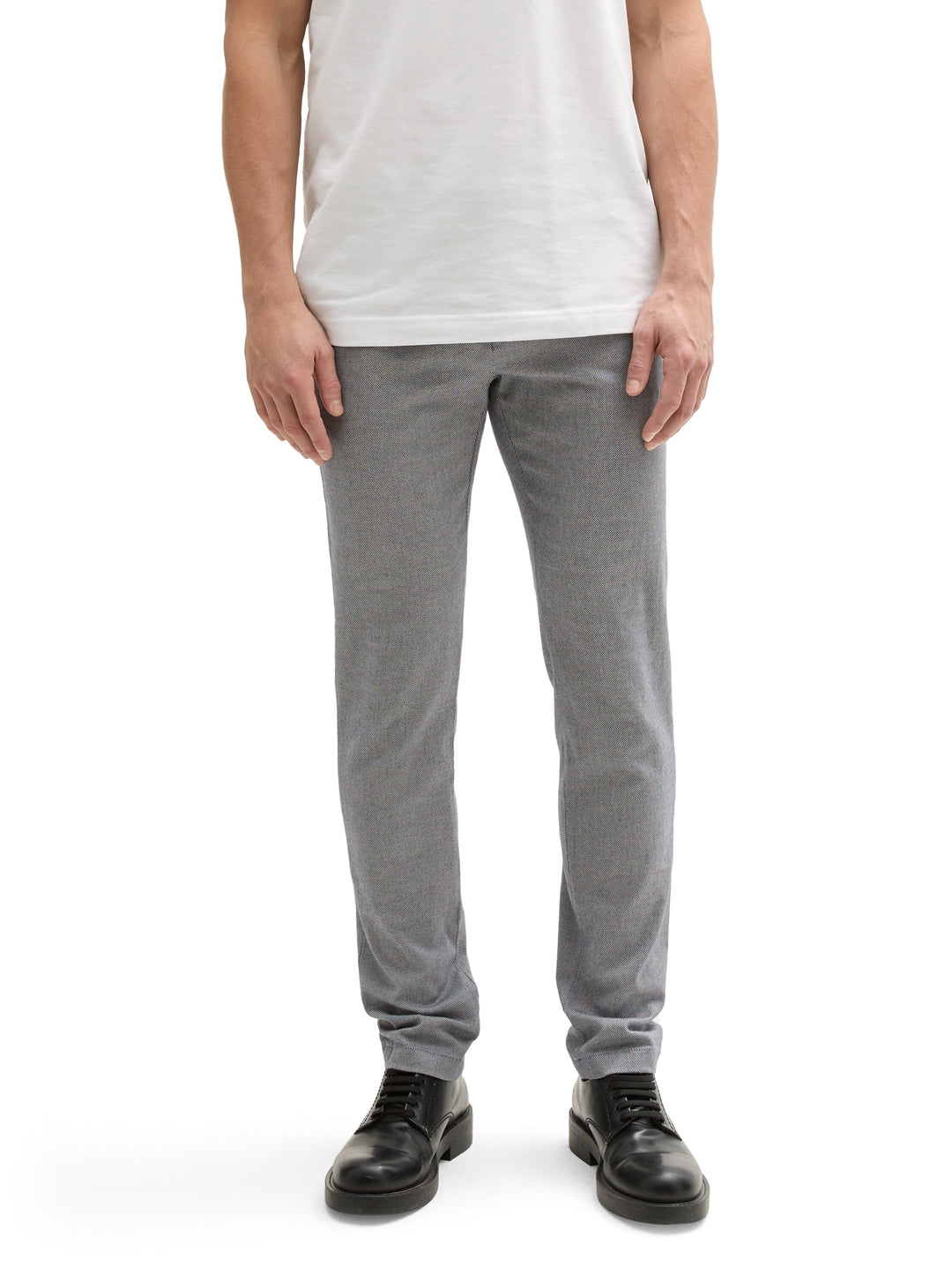 TRAVELER SLIM CHINO